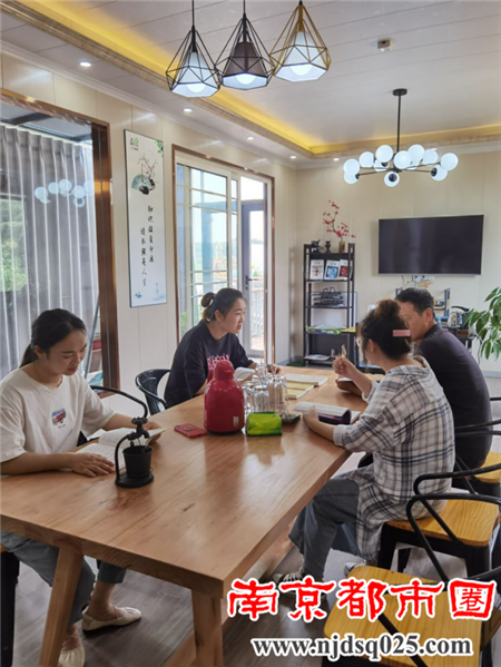 20211002感受书香成为新风尚 图书馆分馆成国庆度假好去处(1)501.png