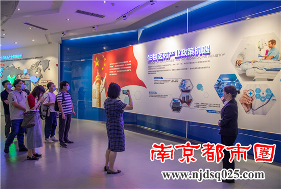 1656581625.jpg 2.jpg