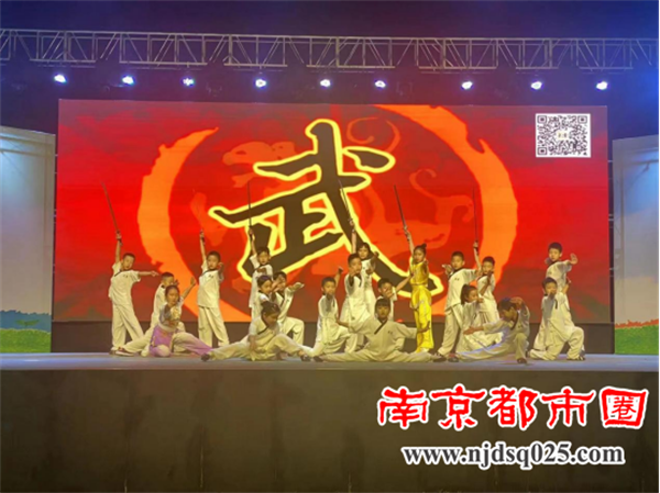 “快乐童心  多彩童年”2023年句容市第一届少儿艺术展演圆满结束(1)338.png