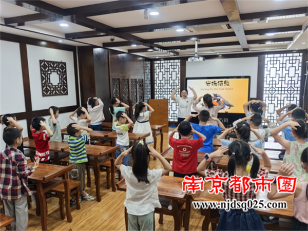 6891744e6eb24.png 20250805“句曲·七彩夏令营”点燃夏日书香热潮774.png