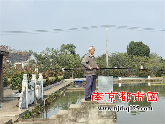 68ff0c22b0b47.jpg 3.jpg