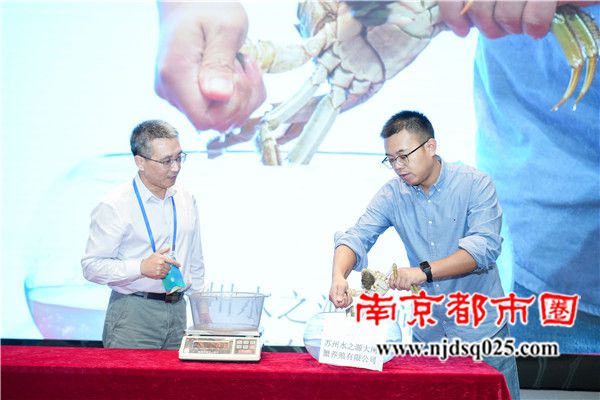 690ffd5c00a80.jpg 4.jpg