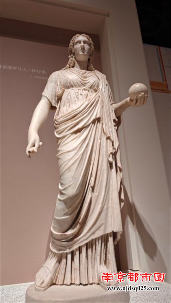 6912bc013e964.jpg 04b6d7e1dred5ee463a8c096bbed1337.jpg