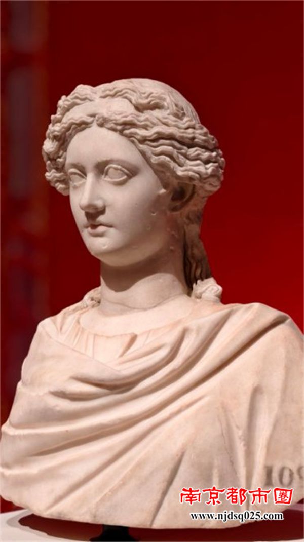 6912bc17ded5c.jpg 7820a33c7j48effefe82c7e1125ff483.jpg