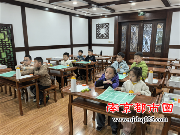 20251201趣味编程 快乐成长——句曲·公益课堂点亮科技之光494.png