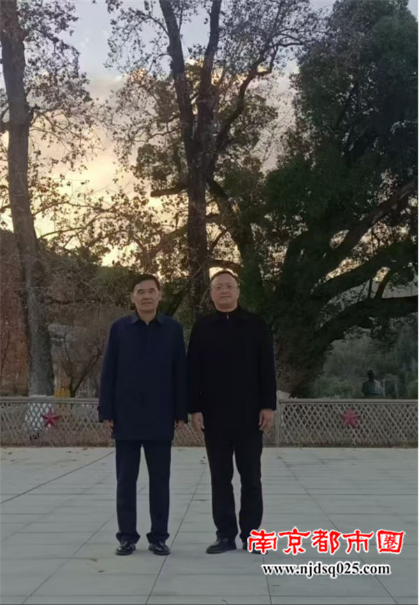 69422897eeca0.png 3_南京市廉政文化研究会赴江西永新三湾改编景区开展学习交流并举行爱国主义教育基地授牌仪式(1).docx555253.png