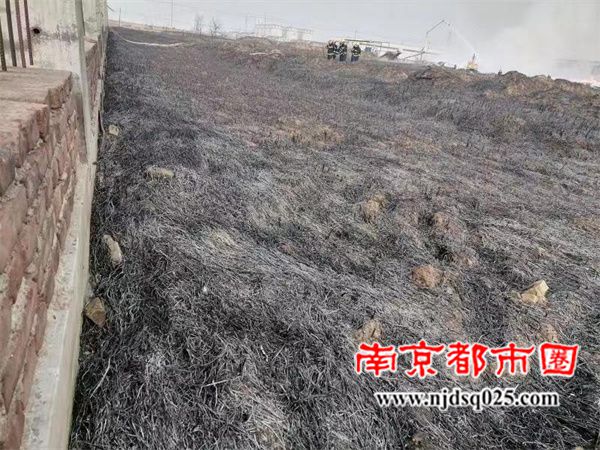 6953465849b1a.jpg 12火灾后状况(一).jpg