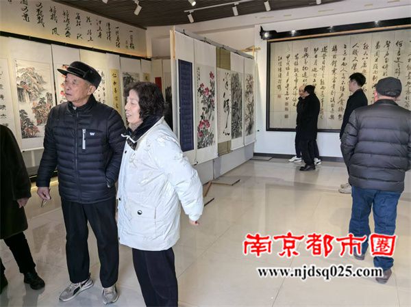 翰墨赞盛世 丹青颂家乡｜宜兴市周铁镇二O二六年春节书画展启幕